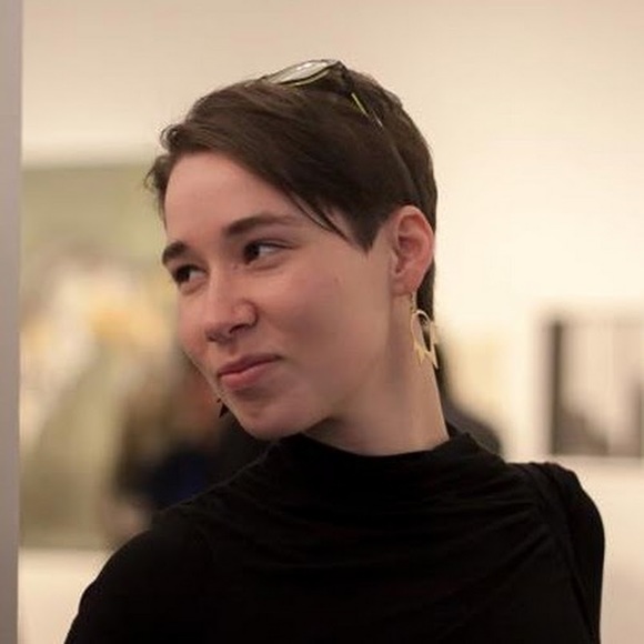 Meet your Posher, Olivia - Picture 1 of 1